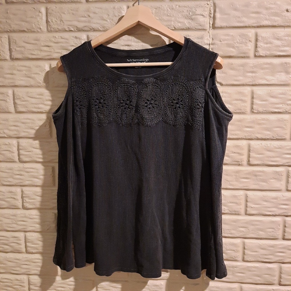 Soft Surroundings Top‎ Large Petite Black Acid Wash Cold Shoulder Thermal Grunge